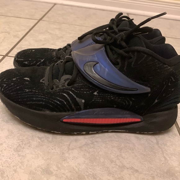 I’m selling the KD14 - Picture 3 of 4